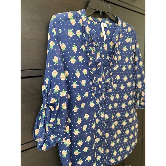 LC Lauren Conrad Navy Floral Patterned Top - Picture 2 of 3